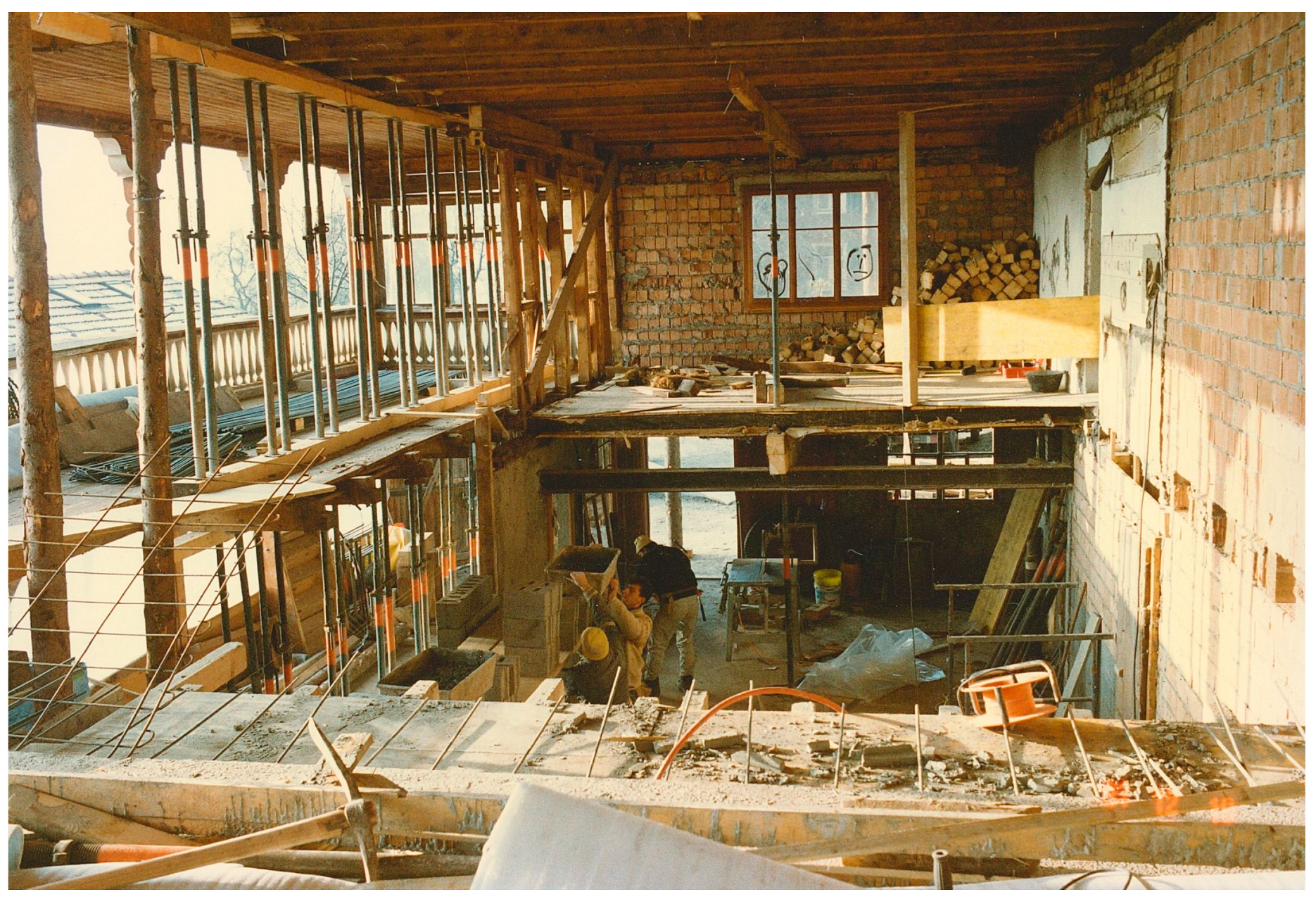 Heritage 07 00265 g009