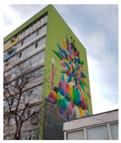 Graffiti Artist Uses Inverted Colors to Create Negative Murals